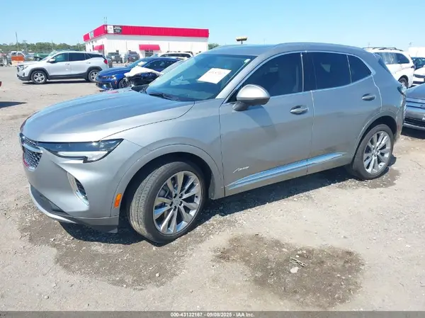 LRBFZSR49PD220272 2023 BUICK ENVISION - Image 2