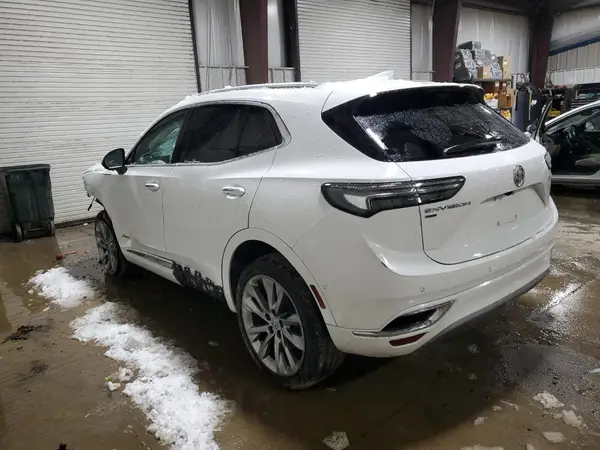 LRBFZSR4XND083145 2022 BUICK ENVISION - Image 2