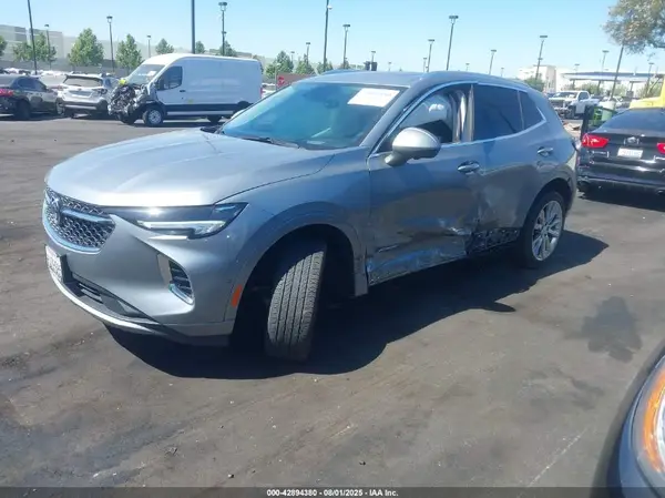 LRBFZSR4XPD145100 2023 BUICK ENVISION - Image 2