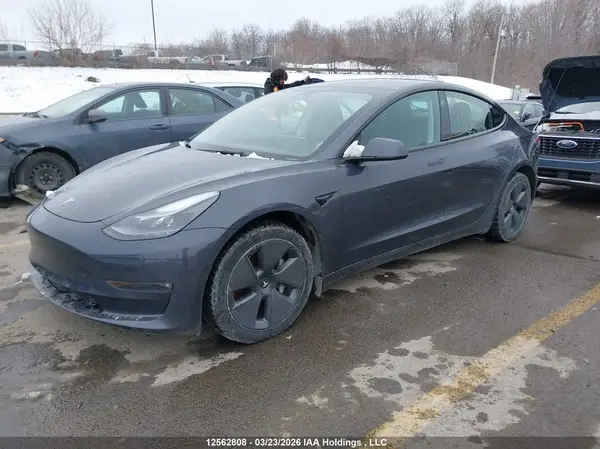 LRW3E1EB0PC923678 2023 TESLA MODEL 3 - Image 2