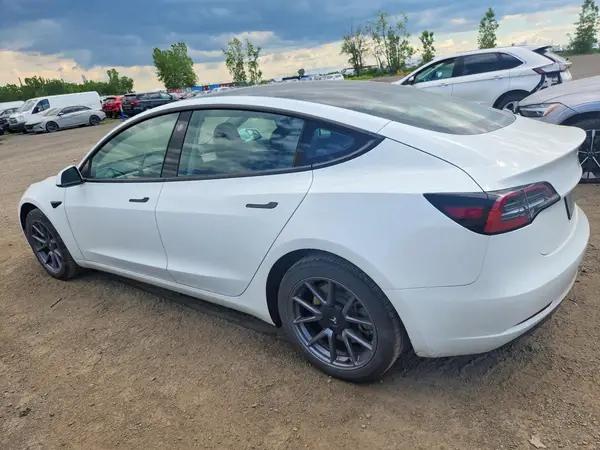 LRW3E1EB2PC850216 2023 TESLA MODEL 3 - Image 2