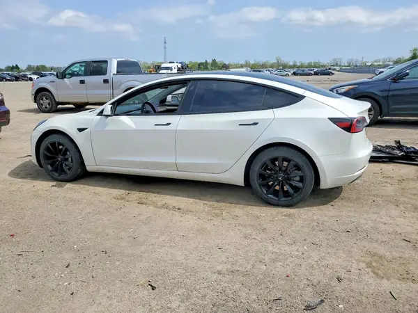 LRW3E1EB2PC851642 2023 TESLA MODEL 3 - Image 2