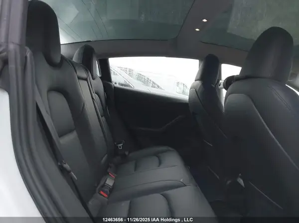 LRW3E1EB5PC942937 2023 TESLA MODEL 3 - Image 8
