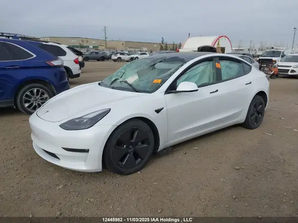 LRW3E1EB8PC872656 2023 TESLA MODEL 3 - Image 2