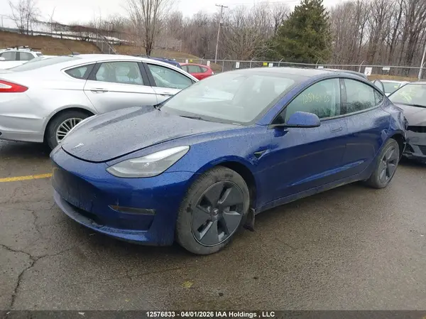 LRW3E1EB8PC924531 2023 TESLA MODEL 3 - Image 2
