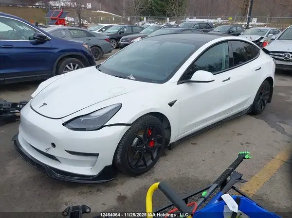 LRW3E1EB9PC851833 2023 TESLA MODEL 3 - Image 2