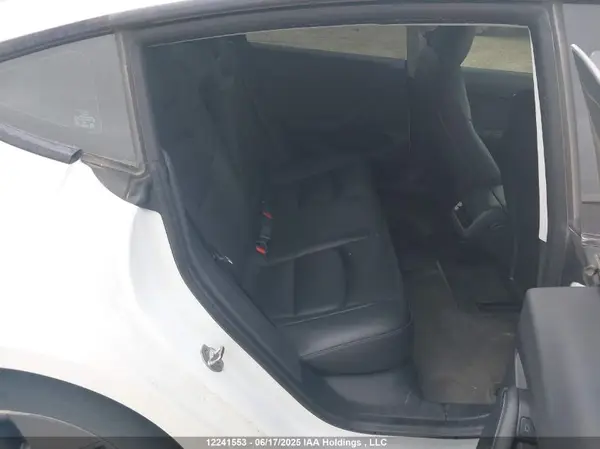 LRW3E1EB9PC876358 2023 TESLA MODEL 3 - Image 8