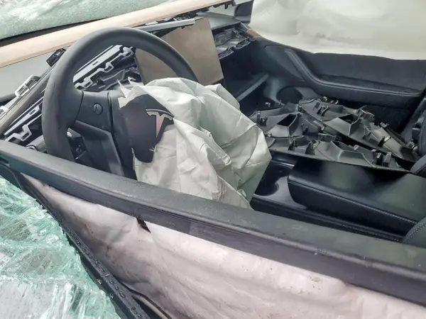 LRW3E1EB9PC932847 2023 TESLA MODEL 3 - Image 8