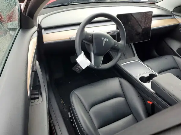 LRW3E1FA0PC900004 2023 TESLA MODEL 3 - Image 8