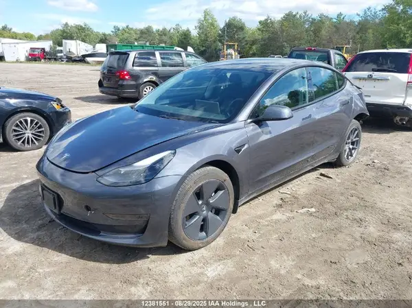 LRW3E1FA1PC876022 2023 TESLA MODEL 3 - Image 2