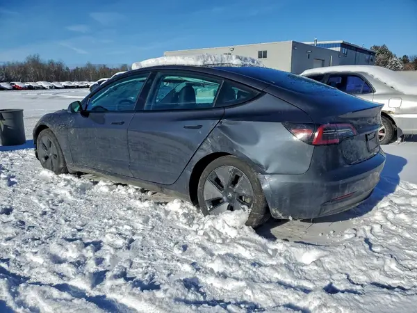 LRW3E1FA2PC891743 2023 TESLA MODEL 3 - Image 2