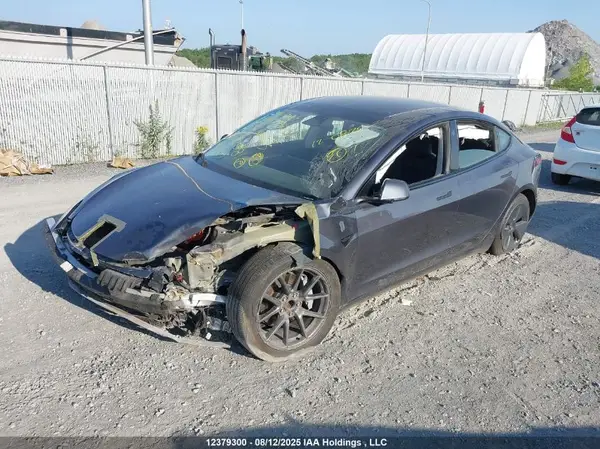 LRW3E1FA3PC921381 2023 TESLA MODEL 3 - Image 2