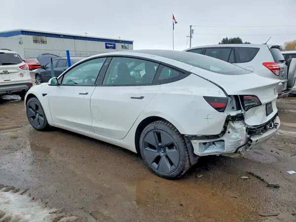 LRW3E1FA4PC875723 2023 TESLA MODEL 3 - Image 2