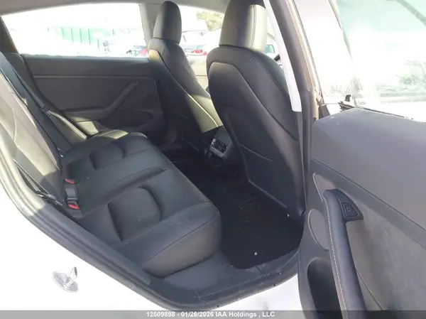LRW3E1FA4PC876077 2023 TESLA MODEL 3 - Image 8