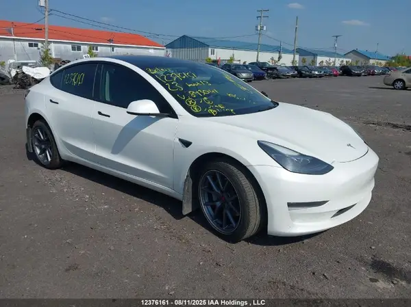 LRW3E1FA5PC843041 2023 TESLA MODEL 3 - Image 1