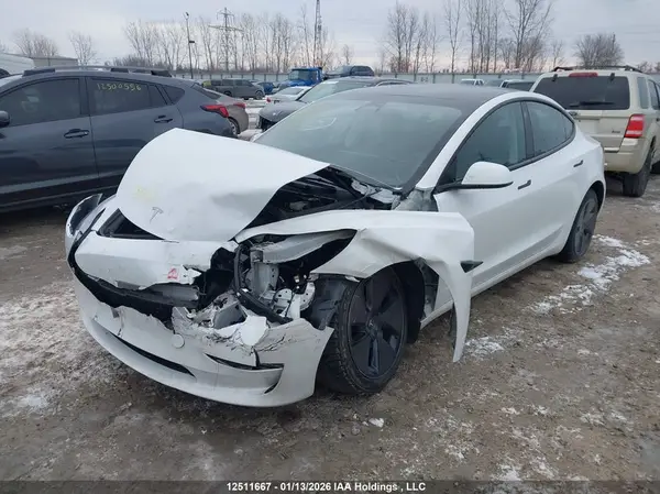 LRW3E1FA6PC843338 2023 TESLA MODEL 3 - Image 2