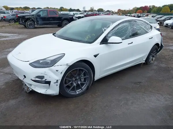 LRW3E1FA6PC875710 2023 TESLA MODEL 3 - Image 2