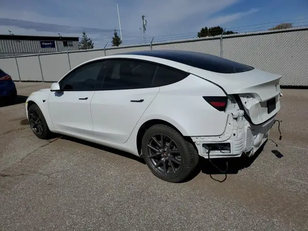 LRW3E1FA6PC944279 2023 TESLA MODEL 3 - Image 2