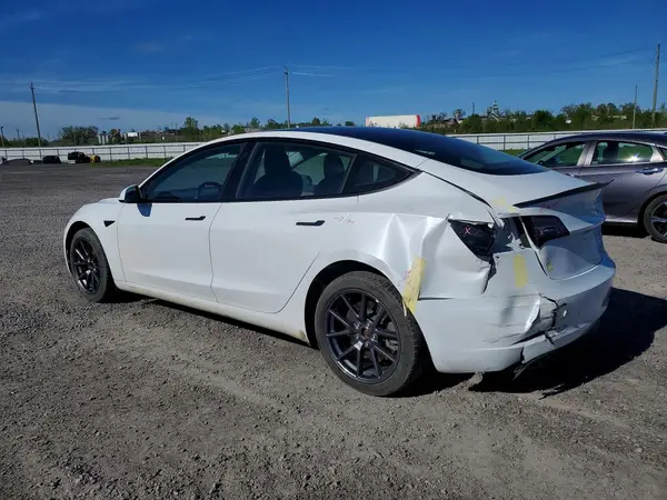 LRW3E1FA7PC843168 2023 TESLA MODEL 3 - Image 2