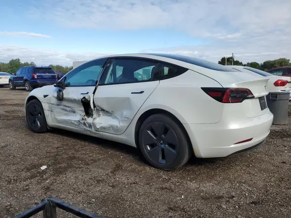 LRW3E1FA8PC876230 2023 TESLA MODEL 3 - Image 2