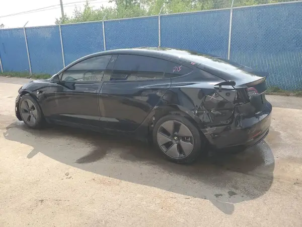 LRW3E1FA8PC945112 2023 TESLA MODEL 3 - Image 2