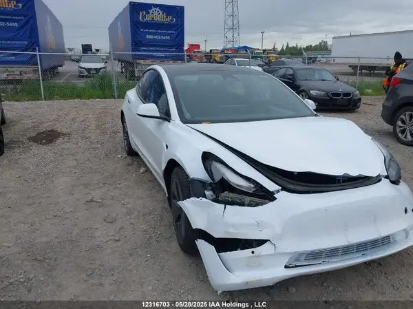 LRW3E1FA9PC876303 2023 TESLA MODEL 3 - Image 1