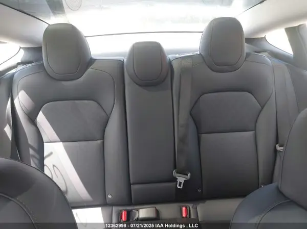 LRW3E7EB3RC200476 2024 TESLA MODEL 3 - Image 8