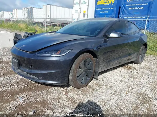 LRW3E7EB5RC087923 2024 TESLA MODEL 3 - Image 2