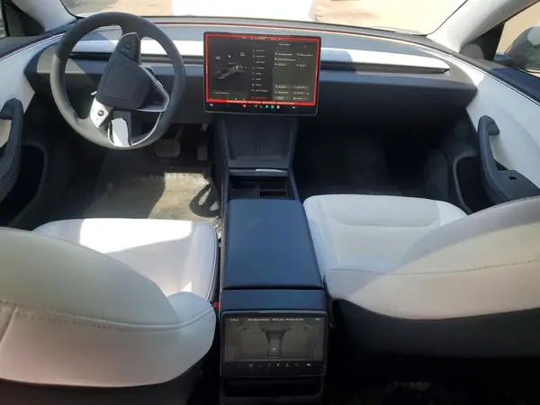 LRW3E7EB8RC135558 2024 TESLA MODEL 3 - Image 8