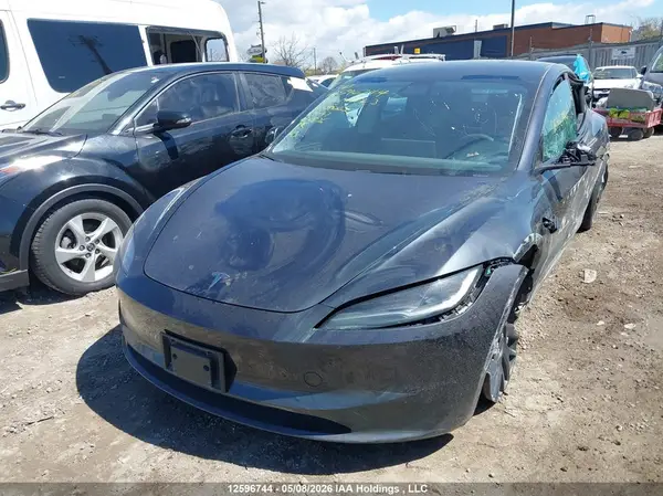 LRW3E7FA0RC089262 2024 TESLA MODEL 3 - Image 2