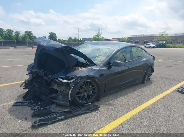LRW3E7FA0RC099273 2024 TESLA MODEL 3 - Image 2