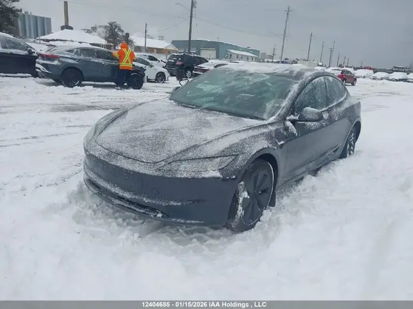 LRW3E7FA5RC094232 2024 TESLA MODEL 3 - Image 2