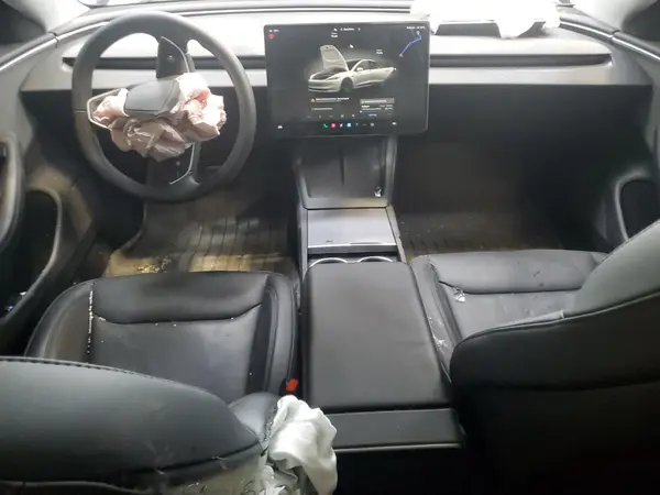 LRW3E7FA6RC276702 2024 TESLA MODEL 3 - Image 8