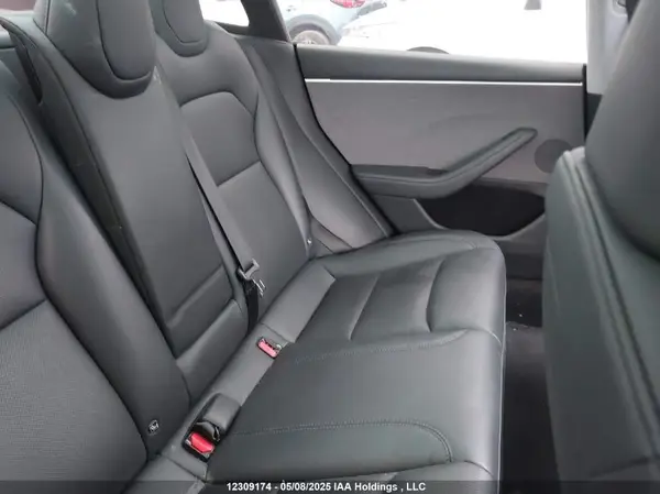 LRW3E7FA8RC099781 2024 TESLA MODEL 3 - Image 8