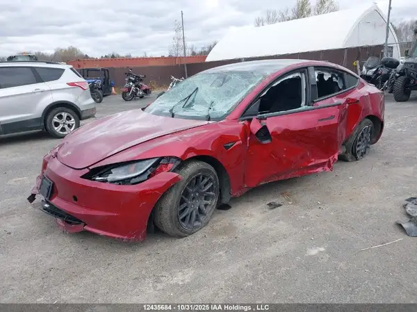 LRW3E7FA9RC089602 2024 TESLA MODEL 3 - Image 2