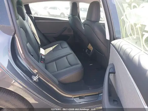 LRW3E7FA9RC102395 2024 TESLA MODEL 3 - Image 8