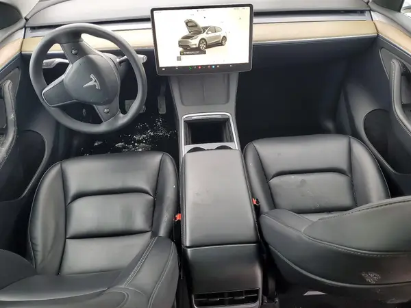 LRWYGDEE0PC028669 2023 TESLA MODEL Y - Image 8