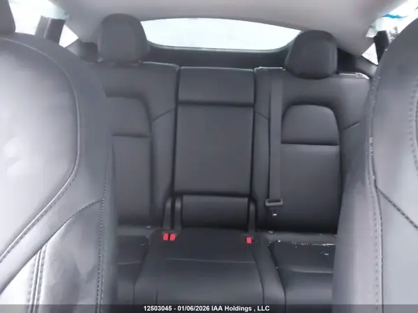 LRWYGDEE1PC136590 2023 TESLA MODEL Y - Image 8