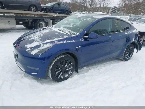 LRWYGDEE2PC071992 2023 TESLA MODEL Y - Image 2