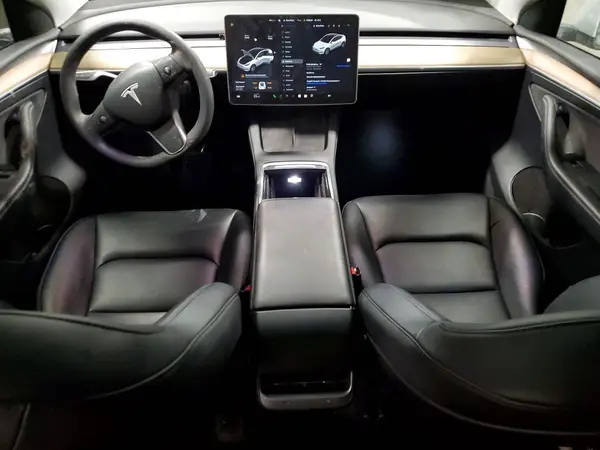 LRWYGDEE2PC079557 2023 TESLA MODEL Y - Image 8