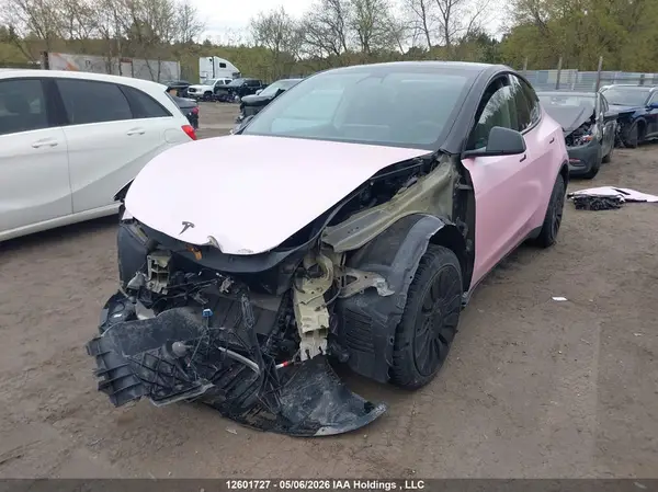 LRWYGDEE2PC137229 2023 TESLA MODEL Y - Image 2