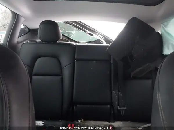 LRWYGDEE2PC162597 2023 TESLA MODEL Y - Image 8