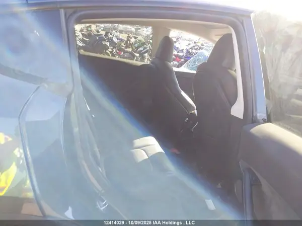 LRWYGDEE4PC136597 2023 TESLA MODEL Y - Image 8