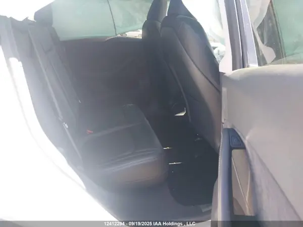 LRWYGDEE7PC067243 2023 TESLA MODEL Y - Image 8