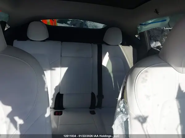 LRWYGDEE8PC264390 2023 TESLA MODEL Y - Image 8