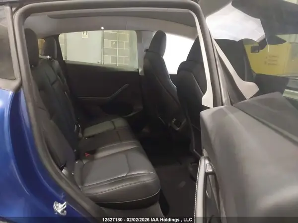 LRWYGDEE8RC662251 2024 TESLA MODEL Y - Image 8
