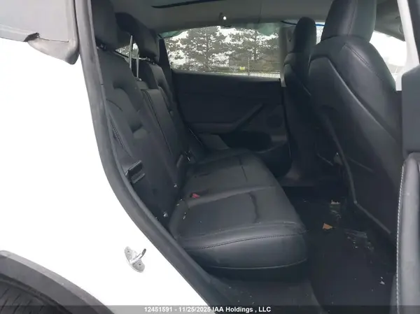 LRWYGDEEXRC642308 2024 TESLA MODEL Y - Image 8