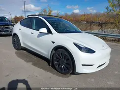 LRWYGDEF1PC960324 2023 TESLA MODEL Y