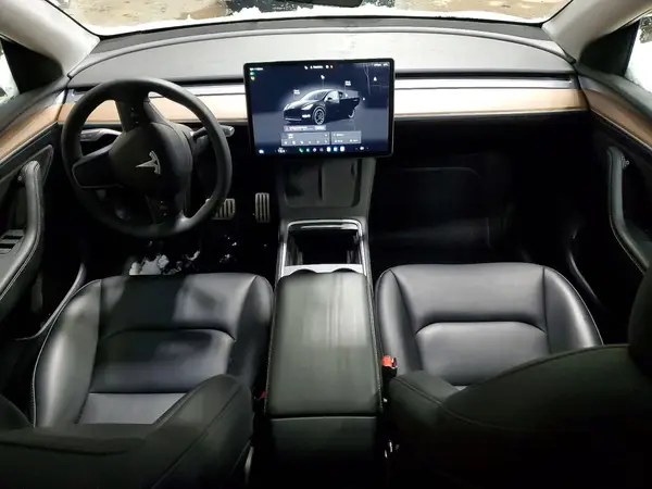 LRWYGDEF1RC662049 2024 TESLA MODEL Y - Image 8