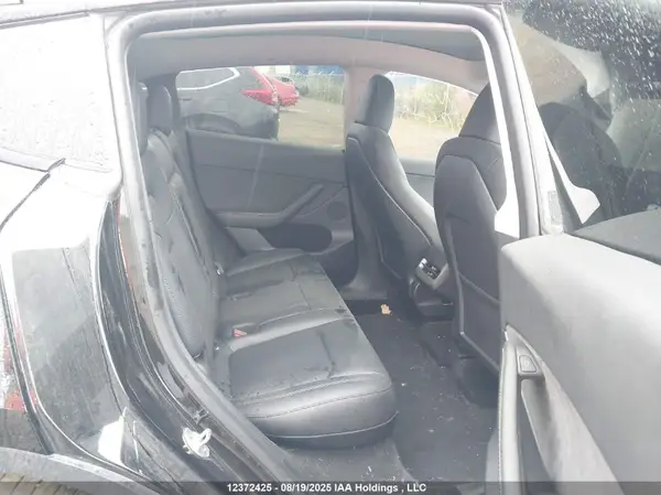 LRWYGDEF4PC966716 2023 TESLA MODEL Y - Image 8